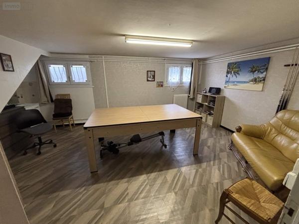 Maison à vendre à Saint-Calais dans la Sarthe (72120), ref : 101/1976