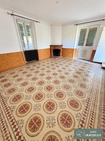 MAISON EN PIERRE À RÉNOVER — TERRAIN DE 2 515 M² - GIRONDE (33) - NOUVELLE AQUITAINE