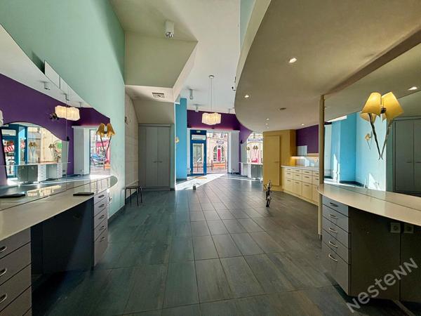 AGEN CENTRE - A louer local commercial 78m² avec mezzanine!