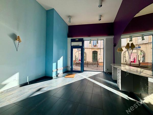 AGEN CENTRE - A louer local commercial 78m² avec mezzanine!