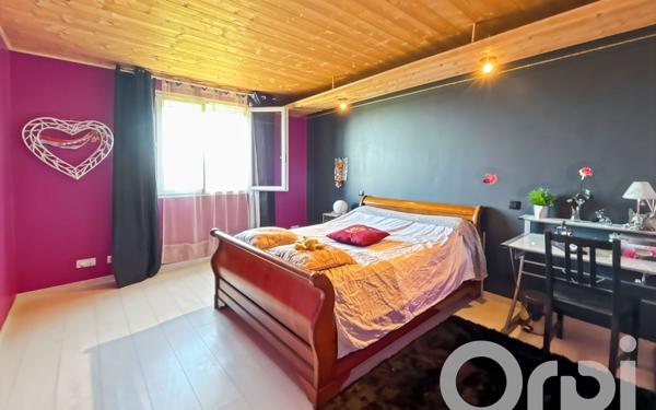 Maison à vendre    5 pièces • 350 m2 Viviers