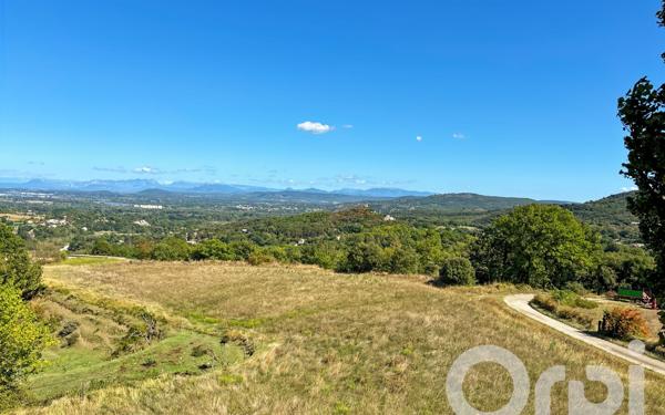 Maison à vendre    5 pièces • 350 m2 Viviers