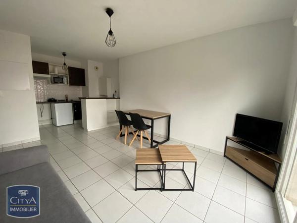 Appartement à louer 2 pièces 37.24m² Bon-Encontre (47240)