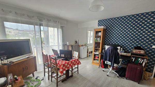 Quimper Ouest Centre-Ville par le Halage Quimper (29000)