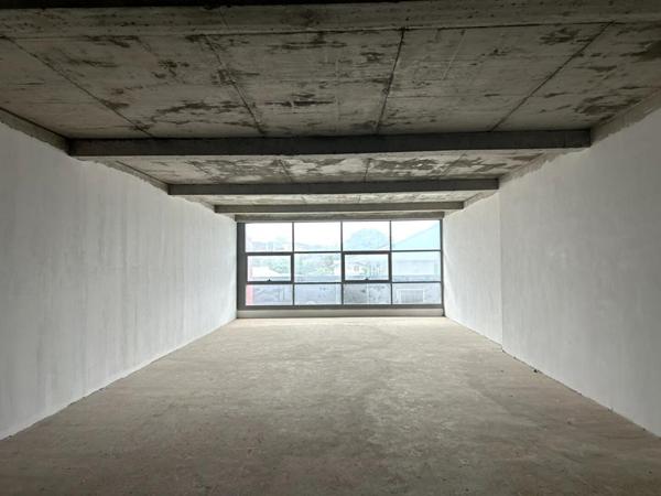 A Vendre plateau de Bureau de 102 m2, CAYENNE