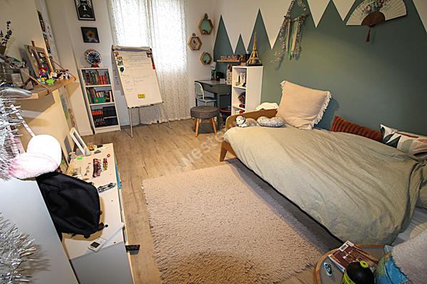 REIMS Maison 7 pièces 4 chambres GARAGE proche gare SNCF et TRAMWAY