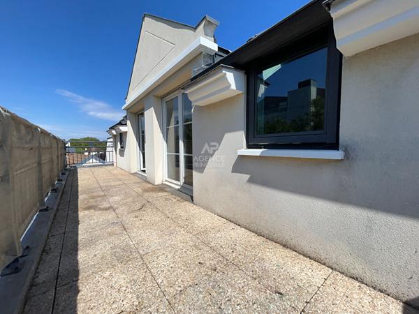 Appartement Poissy 4 pièce(s) 87 m2 298 000 € **  - Référence  9267