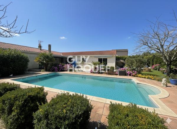 MAISON À VENDRE DE 5 PIÈCES DE 152,00 M²