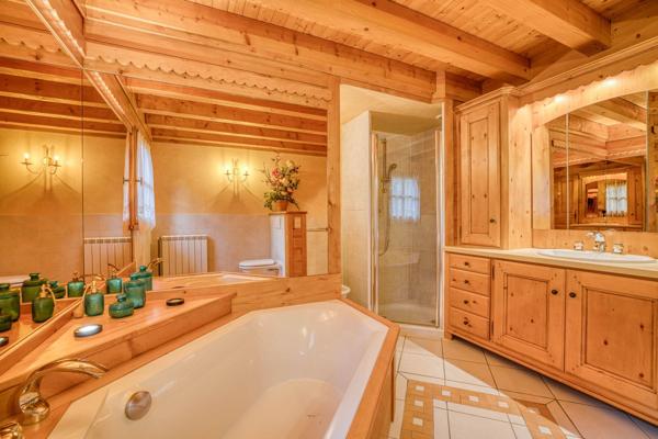 Vente Chalet de luxe Talloires-Montmin 8 Pièces 296 m²