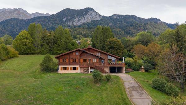 Vente Chalet de luxe Talloires-Montmin 8 Pièces 296 m²
