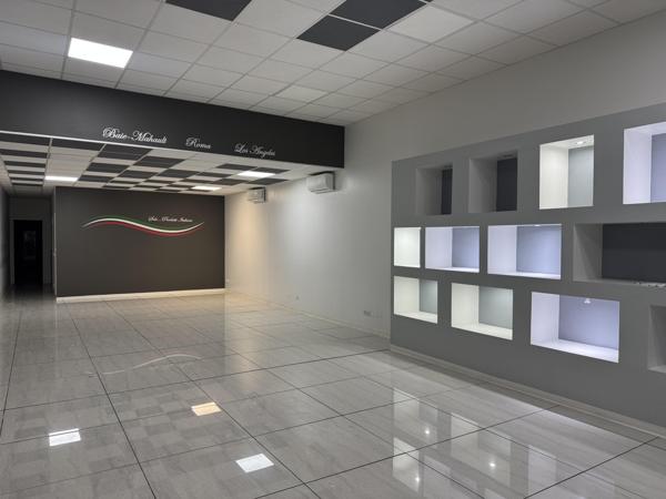 Location / Local Commercial