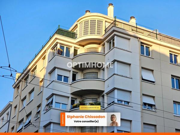 APPARTEMENT DE TYPE 3  RENOVE AVEC GOUT AU 6 EME ETAGE ET AVEC ASCENSEUR -