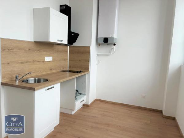 Appartement à louer 1 pièce 28.72m² Saint-Quentin (02100)