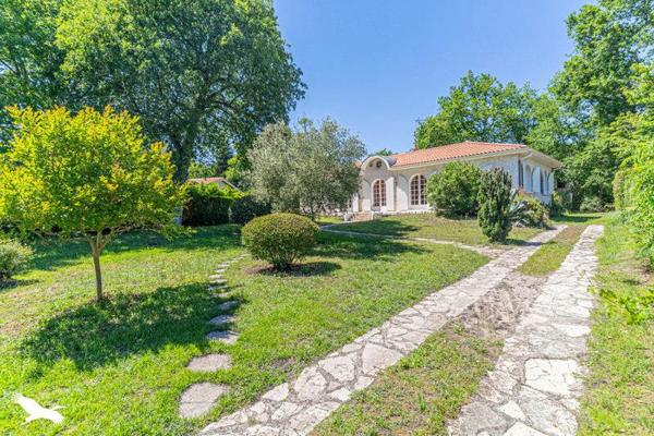 Maison à vendre 415 935 € Léognan 5 p 126 m² DPE D