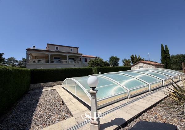 Maison 6 pièce(s) 5 chambre(s) 175 m²