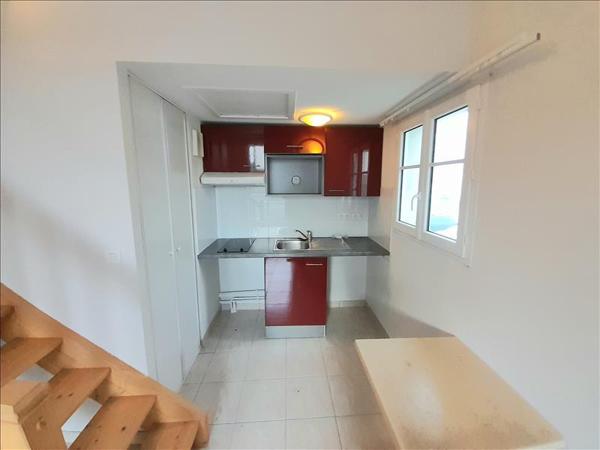 Immeuble à vendre 544 440 € Sainte-Soulle 182 m² DPE D