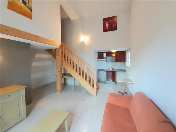 Immeuble à vendre 544 440 € Sainte-Soulle 182 m² DPE D