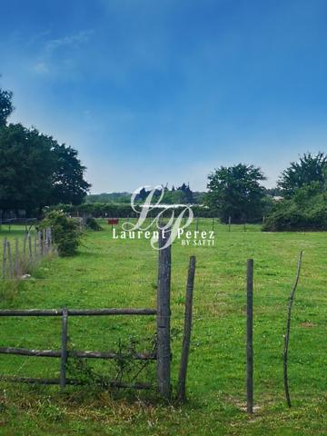 Terrain de 9515m² situé en zone future d'urbanisation