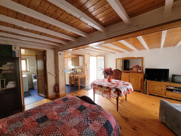 Maison à vendre 4 pièces LE BUGUE (24)