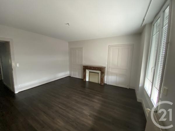 Appartement F4 à vendre  4 pièces - 100,76 m2 LOUHANS - 71