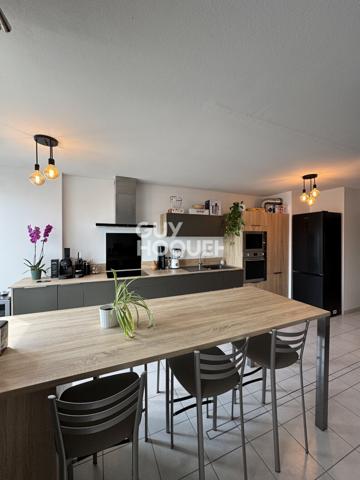 À vendre – Appartement T3 de 75 m² avec vue dégagée avec garage – Bourgoin-Jallieu