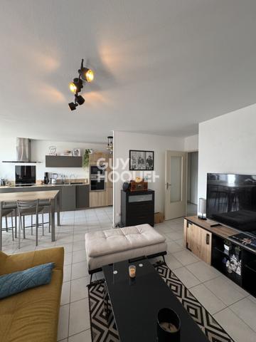 À vendre – Appartement T3 de 75 m² avec vue dégagée avec garage – Bourgoin-Jallieu