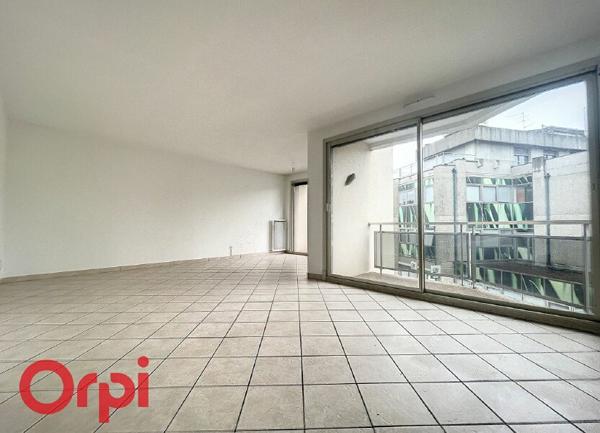 Appartement à vendre    4 pièces •  Montluçon