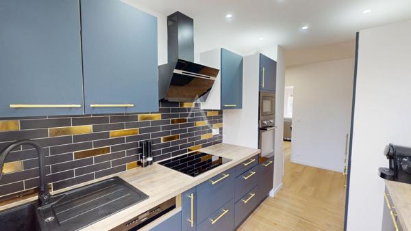 Bel appartement 3 pièces : dernier étage, entièrement rénové