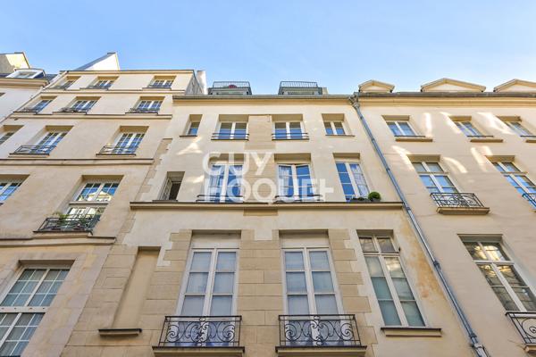APPARTEMENT  DEUX PIECES DE 42 m2 - ILE ST.LOUIS