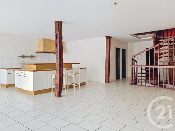 Maison à vendre  4 pièces - 116 m 2   FAVERNEY  - 70