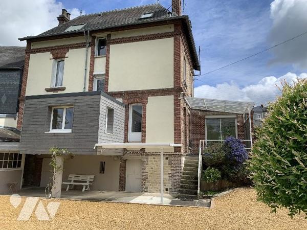 Maison bourgeoise 160m², 4/5 chambres Parc de 1.200m²