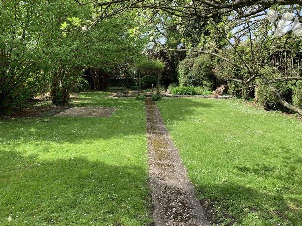 Maison bourgeoise 160m², 4/5 chambres Parc de 1.200m²