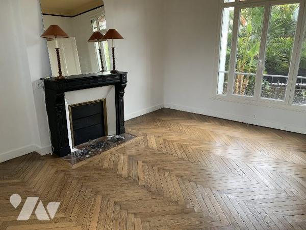 Maison bourgeoise 160m², 4/5 chambres Parc de 1.200m²