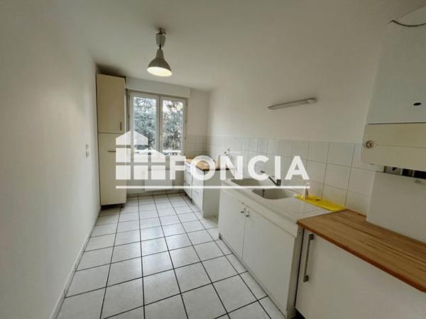 Location Appartement 3 pièces 71.34 m² - 29 A 35 RUE ARAGO Villeurbanne 69100