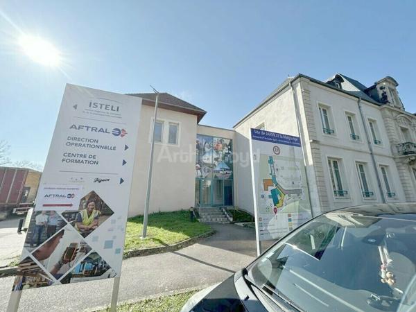 BUREAUX à LOUER de 1623 m²