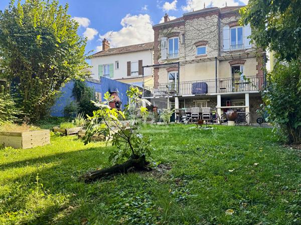 Maison 6 pièces 4 chambres COMBS-LA-VILLE