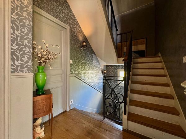 Maison 6 pièces 4 chambres COMBS-LA-VILLE