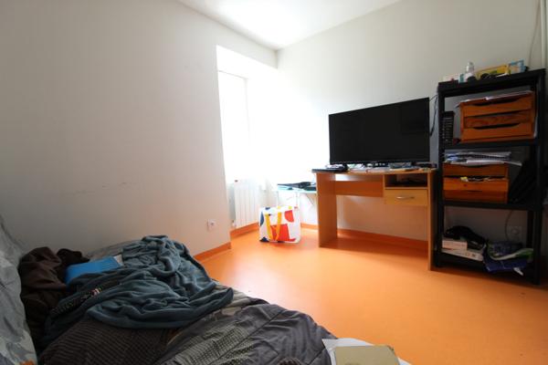 Saint-Sernin-sur-Rance (12380) Maison de 106 m² avec terrasse et cave