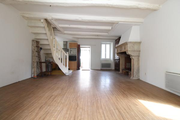Saint-Sernin-sur-Rance (12380) Maison de 106 m² avec terrasse et cave