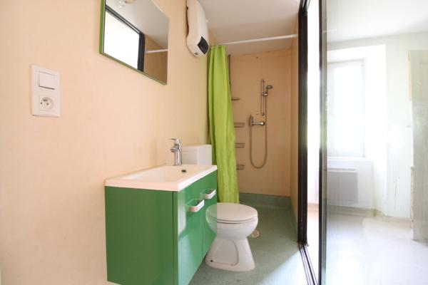 Saint-Sernin-sur-Rance (12380) Maison de 106 m² avec terrasse et cave