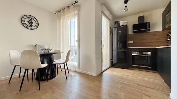 Appartement 3 pièces de 65.15m2- CORBEIL-ESSONNES (91100)