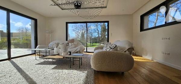 Maison contemporaine aux prestations haut de gamme