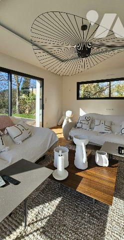 Maison contemporaine aux prestations haut de gamme