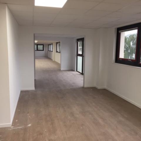 Location de bureaux rénovés à Carquefou avec parkings et accès rapide