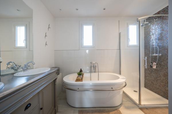 MAISON FAMILIALE AU CALME