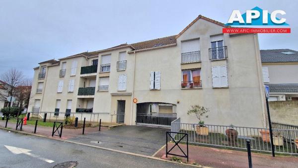 GARGES LES GONESSE,

Rue Fessou, appartement 2 pièces ...