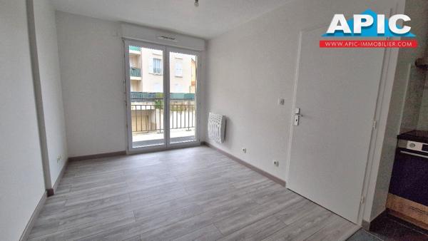 GARGES LES GONESSE,

Rue Fessou, appartement 2 pièces ...