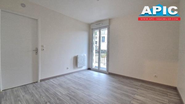 GARGES LES GONESSE,

Rue Fessou, appartement 2 pièces ...