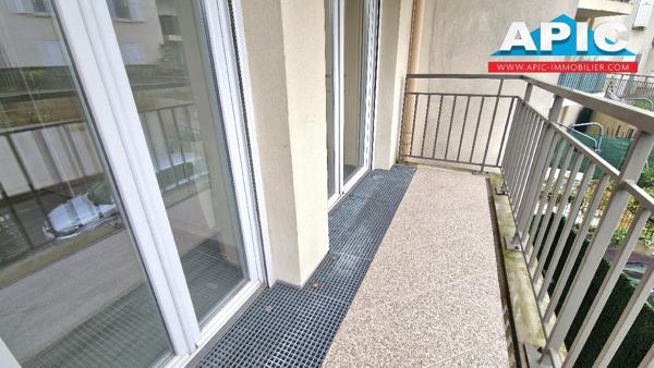 GARGES LES GONESSE,

Rue Fessou, appartement 2 pièces ...