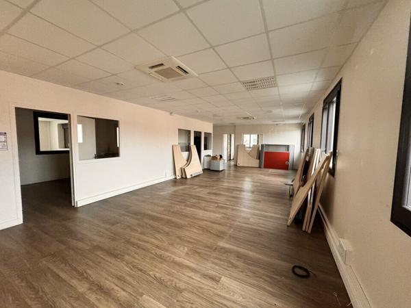 SAINT AVERTIN BUREAUX A LOUER 195 M² EN SORTIE D'AUTOROUTE